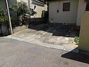 【駐車場】駐車スペース2台（駐車可能な車両は車種によります）