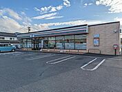 セブンイレブン臼杵江無田店まで700m、セブンイレブン臼杵江無田店まで700m