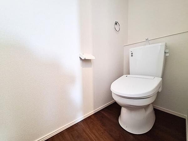 トイレを拡大表示