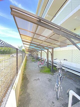 無料の駐輪場