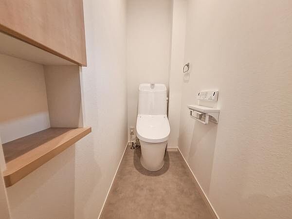 トイレを拡大表示
