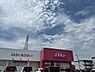 周辺：ドラッグストアコスモス 寒田店まで1300m、ドラッグストアコスモス 寒田店まで約1300ｍ