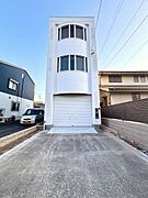 内覧予約・資料請求随時受付中♪　物件購入のご相談・その他ご質問など、お気軽にお問合せください！