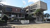 富津市立青堀小学校まで897m