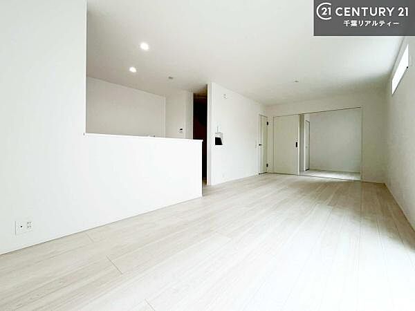 リビング/ダイニングを拡大表示