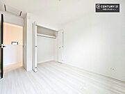 シンプルにデザインされているため、家具を選びません！お気に入りの家具を置いてくつろげる空間を作ることができます。