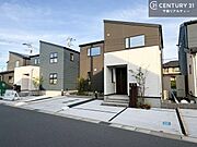 ご案内が可能です。連絡いただければ、ご見学ができますのでお気軽にお問い合わせください。お仕事帰りにもどうぞ！ご要望にあわせて、希望のお家を必ず探します！