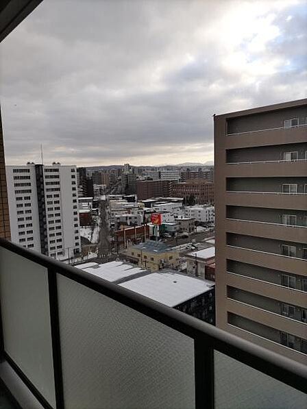 13階から眺める景色です。