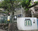 東大阪市立枚岡東小学校まで898m