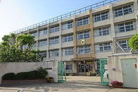 東大阪市立意岐部小学校まで828m
