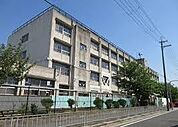 東大阪市立加納小学校まで606m
