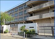 東大阪市立岩田西小学校まで190m