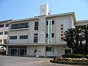牧之原市立川崎小学校まで1060m
