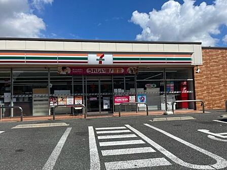 セブンイレブン 藤井寺国府1丁目店まで196m