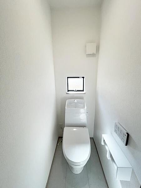 トイレを拡大表示