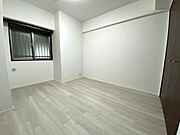 居室の使い方はいろいろです！書斎やシアタールーム、仕事部屋やお荷物部屋など自分好みのお部屋で、ゆったりお寛ぎ頂けます
