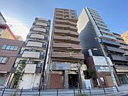 JR環状線・長堀鶴見緑地線【玉造】駅徒歩4分♪コンビニエンスストア徒歩2分、スーパー徒歩4分と買物に便利な立地。徒歩5分に真田山公園、小中学校も近く子どものいるファミリーにも適した環境にあるマンション