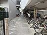 その他：屋根付き自転車置き場