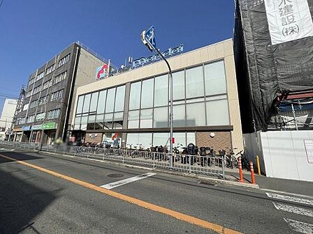 万代山本店まで750m