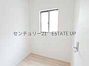 【洋室】収納スペースとしても活用できます。