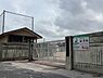 周辺：鹿児島市立和田小学校まで1989m、鹿児島市和田小学校の教育目標は「豊かな心とたくましい体をもち、自ら考え行動する和田の子の育成」です。
