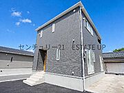 【外観】モダンな外観で落ち着きのあるデザインです♪