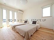 【洋室】6帖の主寝室。リラックスできる寝室です♪