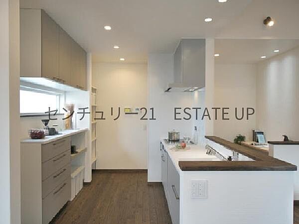 キッチンを拡大表示