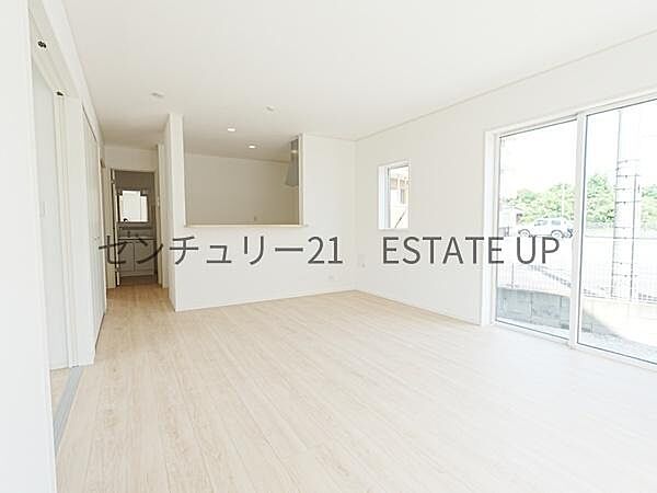 リビング/ダイニングを拡大表示