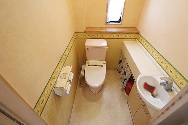 トイレを拡大表示