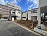 外観：前面道路東側向け写真