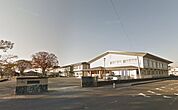 三股町立三股小学校まで1013m