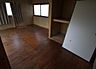 外観：寝室として利用できそうな洋室です。