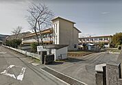 都城市立高崎小学校まで781m