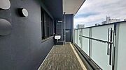 明るく開放的なバルコニー