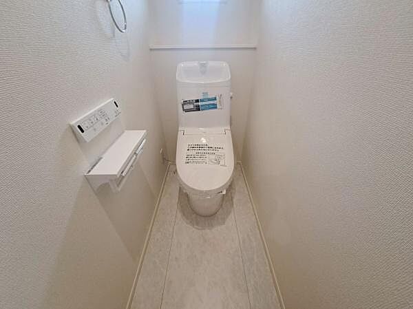 トイレを拡大表示
