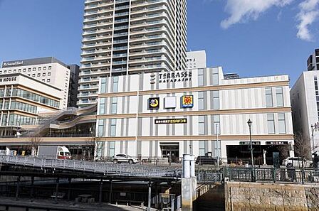 MEGAドン・キホーテUNY納屋橋店まで353m