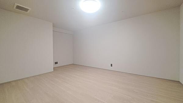 洋室を拡大表示