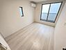 洋室：※現在居住中のため動産物がございます。動産物につきましてはAIによる加工にて除去しておりますので、予めご承知おきください。