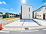 駐車場：お車は2台駐車可能(車種による)！ぜひ現地にて、実際の建物・駐車・環境・街並み・日当たりなどなどご確認ください！平日・お仕事帰りなど、いつでもご案内できますので、お気軽にお問い合わせください！