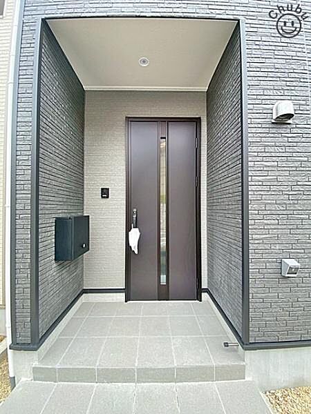 玄関を拡大表示
