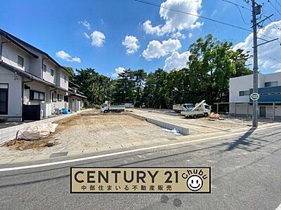 外観:知立市【弘法町】全5棟の新築分譲住宅です。 建築中の為、同社施工の参考建物を実際にご見学できます。お気軽にお問い合わせください! 外観:知立市【弘法町】全5棟の新築分譲住宅です。 建築中の為、同社施工の参考建物を実際にご見学できます。お気軽にお問い合わせください!