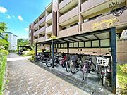 屋根付きの自転車置場