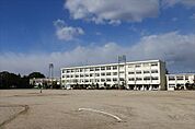 豊田市立豊南中学校まで500m