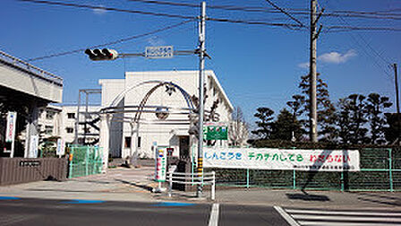豊田市立前山小学校まで950m