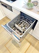 食器洗い乾燥機　食後の家事負担軽減だけでなく節水にも役立ちます！