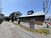 建築条件なし、約91坪の広々敷地です