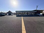 ファミリーマート姫路北平野店まで1229m