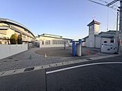 姫路市立糸引幼稚園まで422m