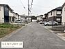 その他：前面道路は幅が広く車の出入りがしやすそうです。周囲の住宅も整然としており落ち着いた街並みが広がっています。歩道スペースも確保され車両の通行もスムーズです。